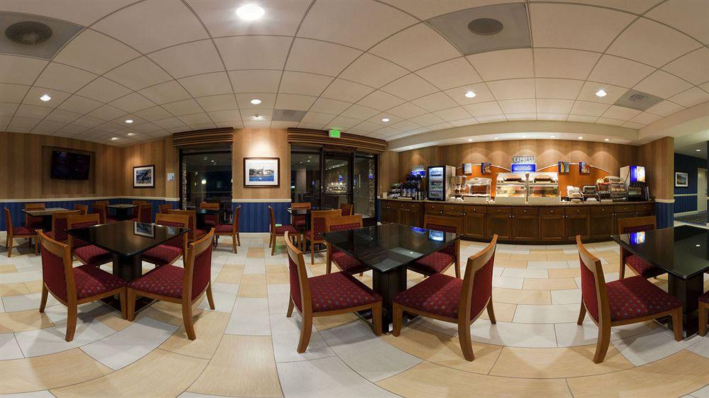 Express & By Ihg Hotel 3*