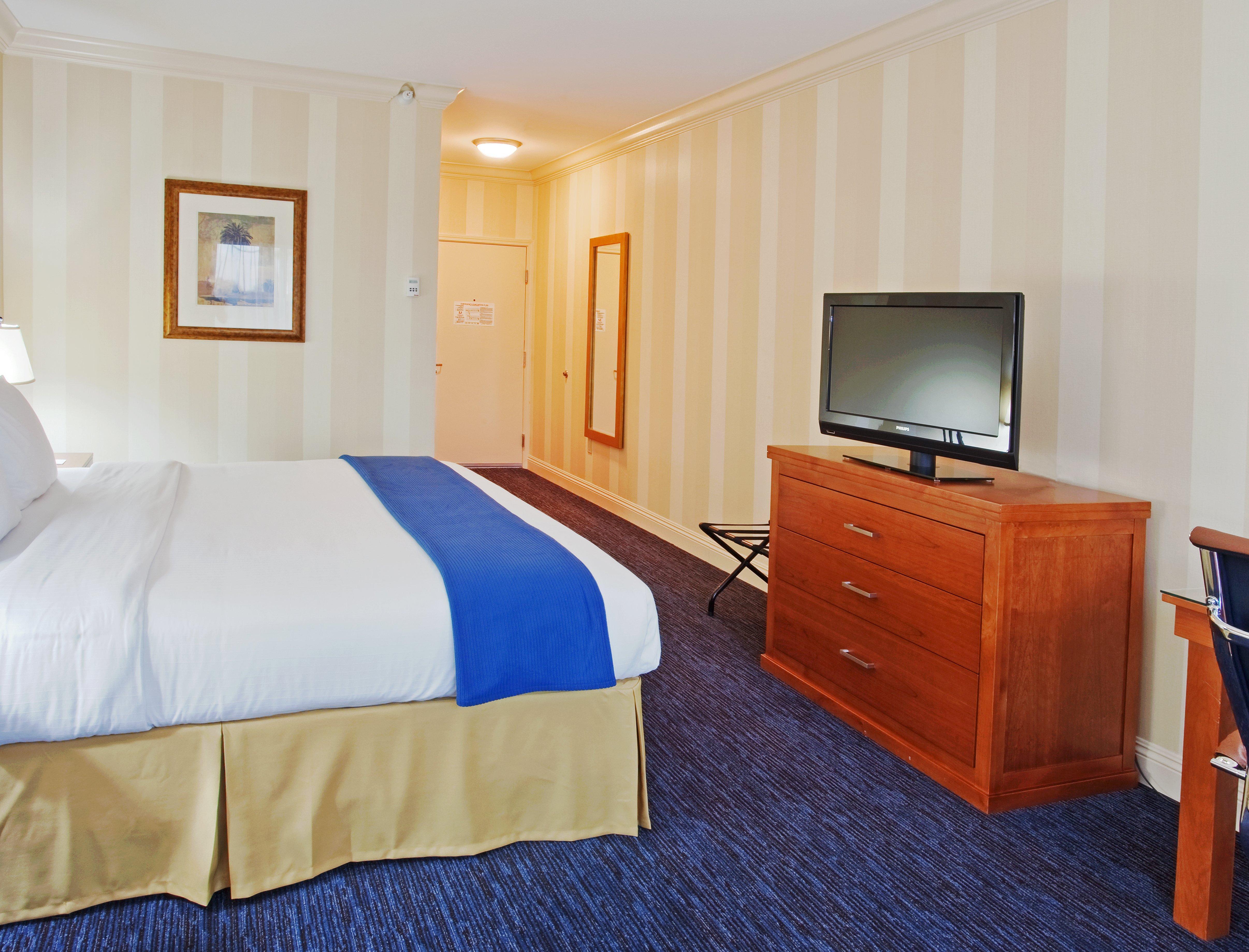 Express & By Ihg Hotel 3*