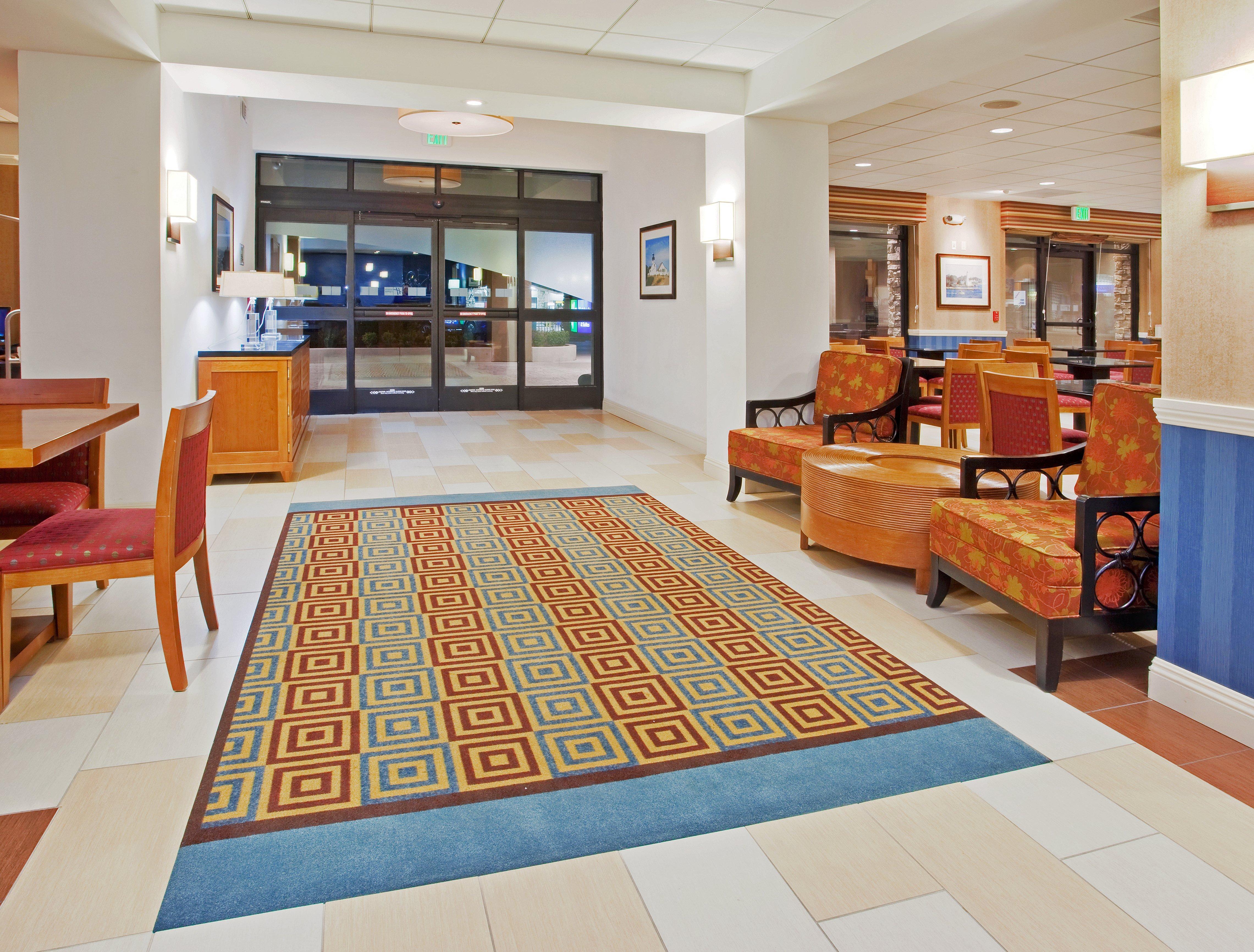 Express & By Ihg 3*